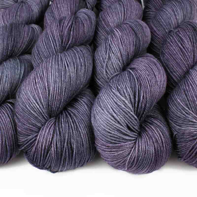 SS_HelloDarkness_2 Diva Sock Star Hello Darkness Sokkenwol