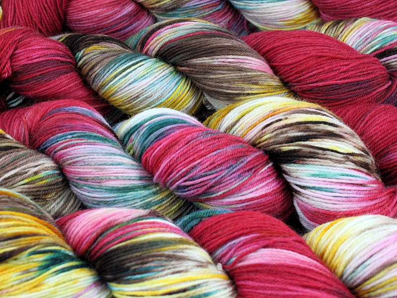 Jolly_9 Diva Yarn Set December 2023 Jolly