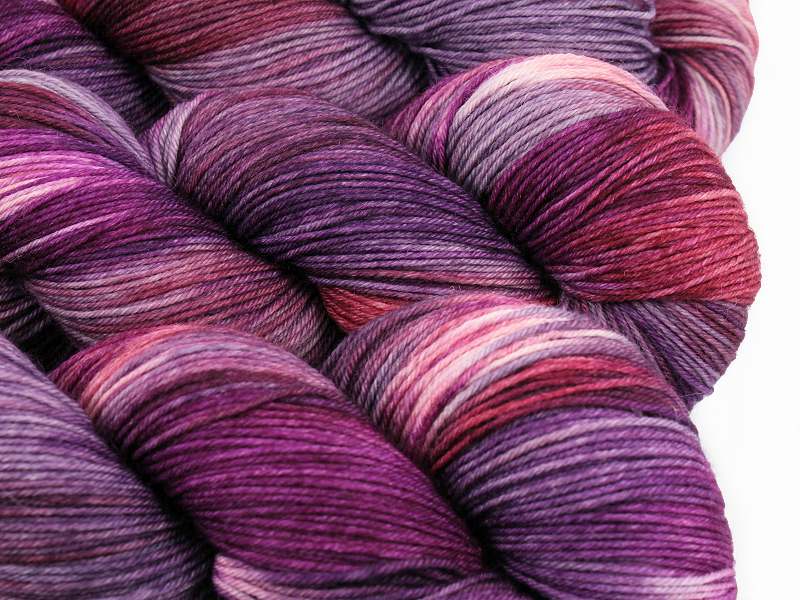 Beautiful Burden-5 Diva Yarn Set Juni 2024 Beautiful Burden