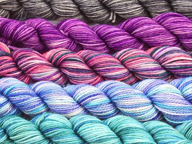 DMS0029-2 Diva Miniskein Set DMS0029